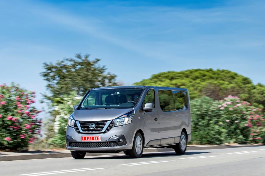  Nissan NV300 Combi 2016 года  (фото 2 из 32)
